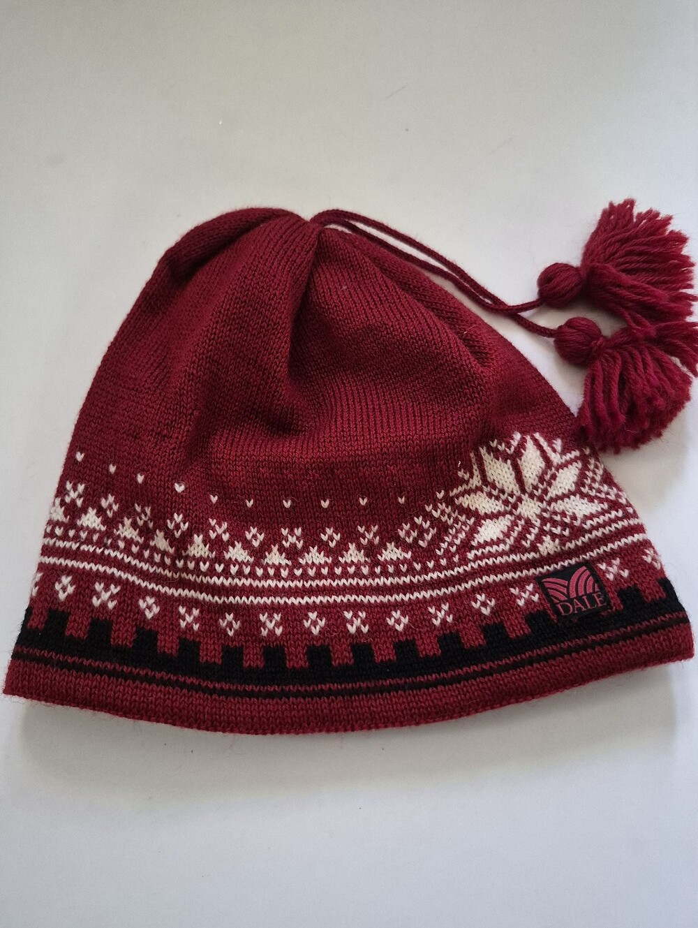 Dale Of NORWAY Kids Red white wool Nordic Pom Beanie hat Tuque